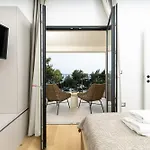 Villa Vartal *