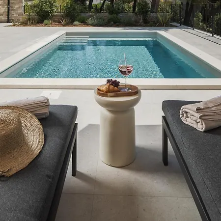 Vartal Villa *
